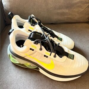 2021 Nike Air Max Summit White Volt